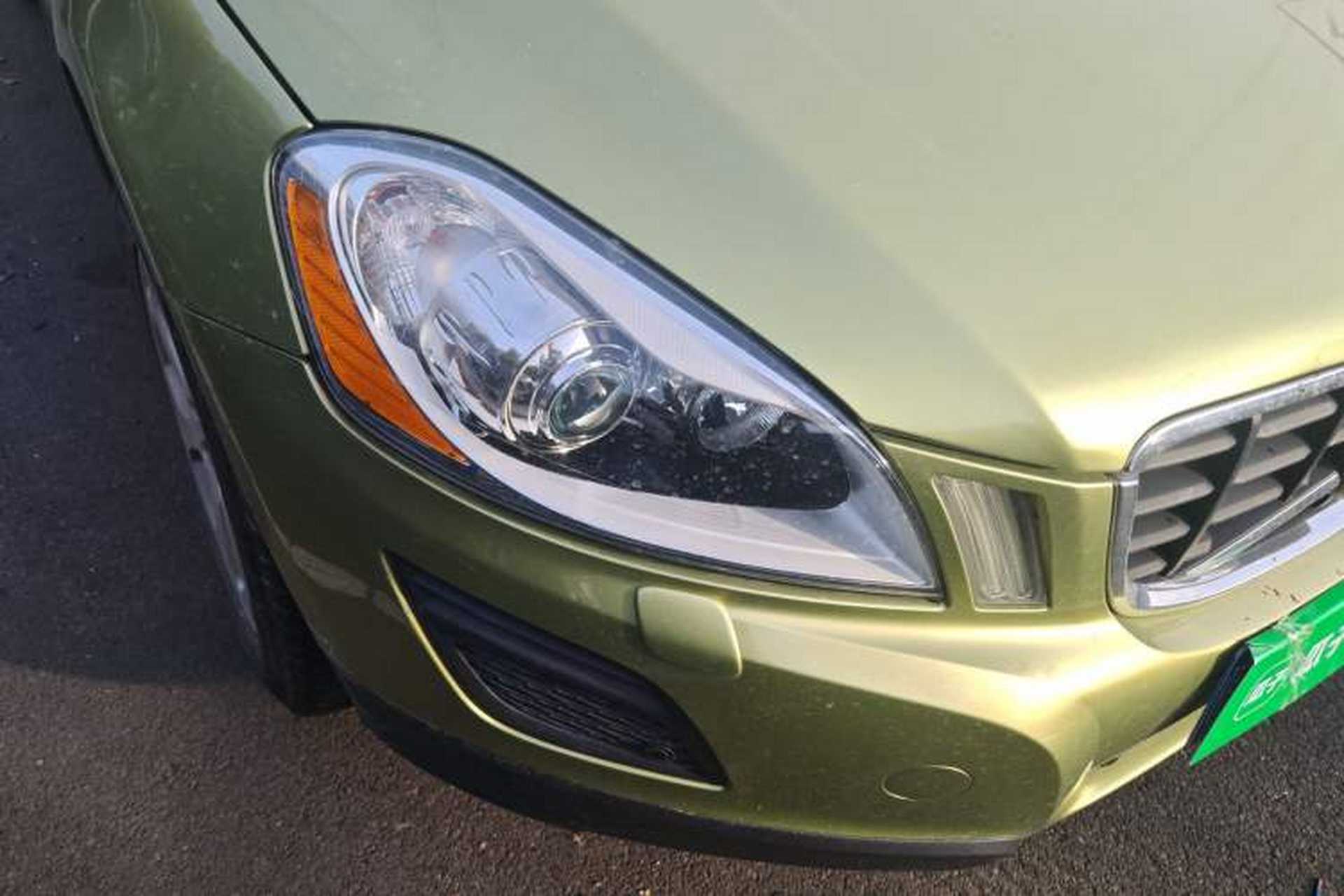 Used Volvo XC60 2011 2.0T ZhiZun Edition Right Front Headlight