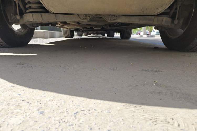 Used Volvo XC60 2011 2.0T Zhiya Edition Chassis Rear