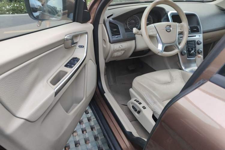 Used Volvo XC60 2011 T6 AWD Zhiya Edition Driver Seat