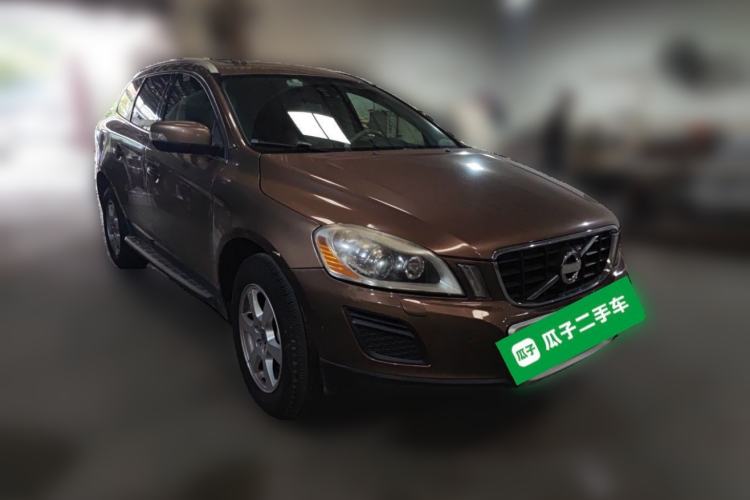 Used Volvo XC60 2011 2.0T Zhiya Edition Front Right 45 Deg