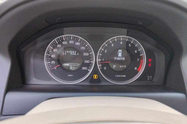 Used Volvo XC60 2011 T6 AWD Zhiya Edition Instrument Cluster