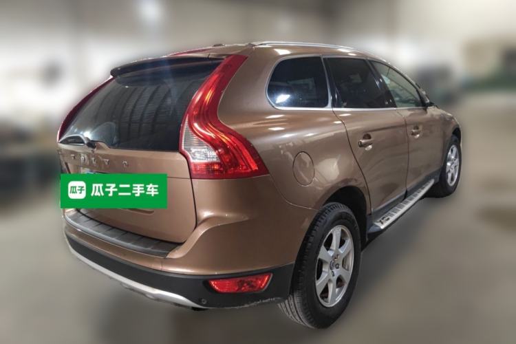 Used Volvo XC60 2011 2.0T Zhiya Edition Rear Right 45 Deg