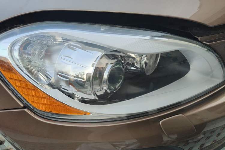 Used Volvo XC60 2011 T6 AWD Zhiya Edition Right Front Headlight