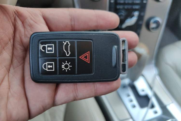 Used Volvo XC60 2011 T6 AWD Zhiya Edition Vehicle Key