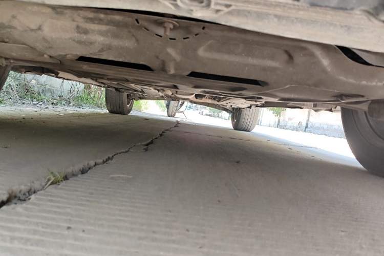 Used Volvo XC60 2011 2.0T Zhiya Edition Chassis Front