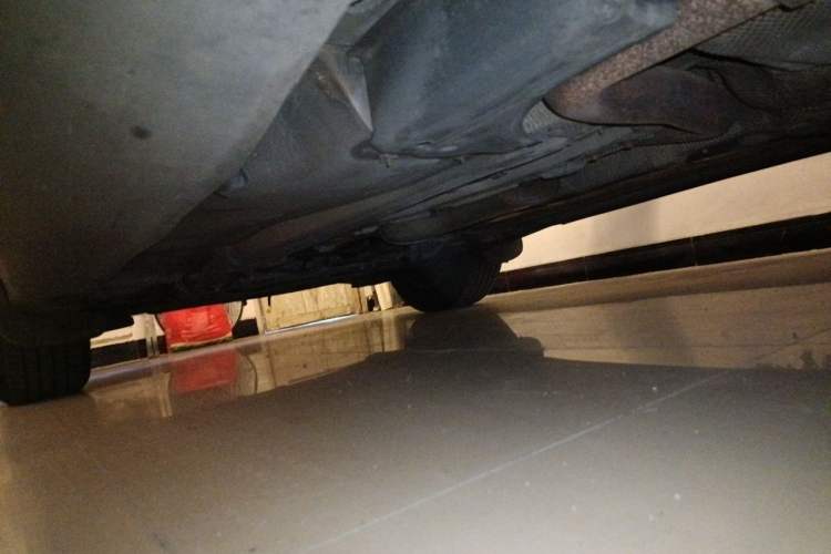 Used Volvo XC60 2011 2.0T Comfort Edition Chassis Rear Left