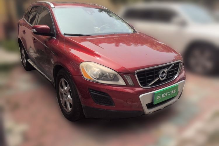 Used Volvo XC60 2011 2.0T Zhiya Edition Front Right 45 Deg