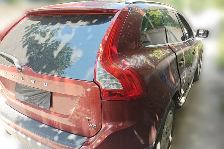 Used Volvo XC60 2011 2.0T Zhiya Edition Rear Right 45 Deg