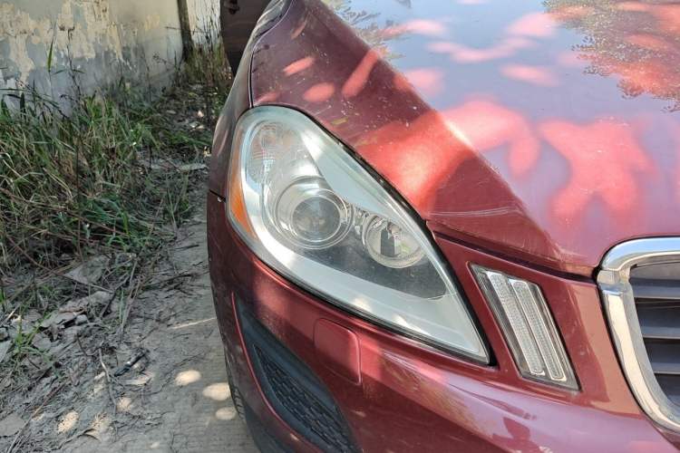 Used Volvo XC60 2011 2.0T Zhiya Edition Right Front Headlight