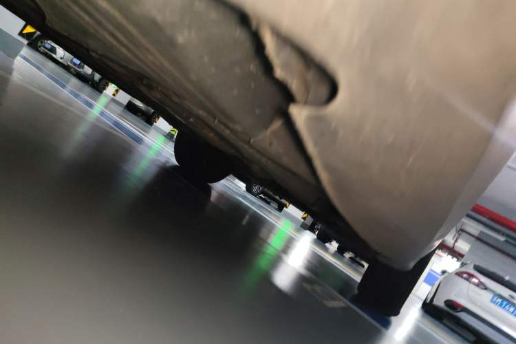 Used Volvo XC60 2011 T6 AWD ZhiZun Edition Chassis Rear Right