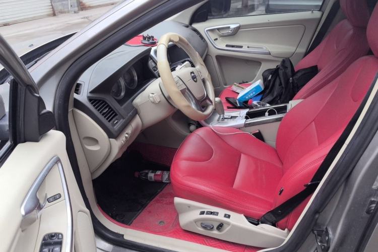 Used Volvo XC60 2011 2.0T Zhiya Edition Driver Seat