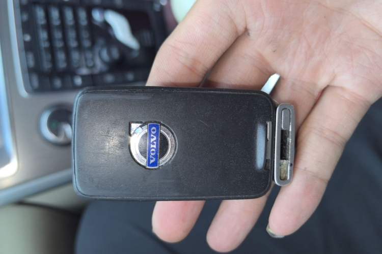 Used Volvo XC60 2011 2.0T Zhiya Edition Vehicle Key