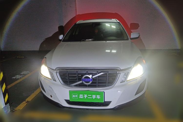 Used Volvo XC60 2011 2.0T Zhiya Edition Front