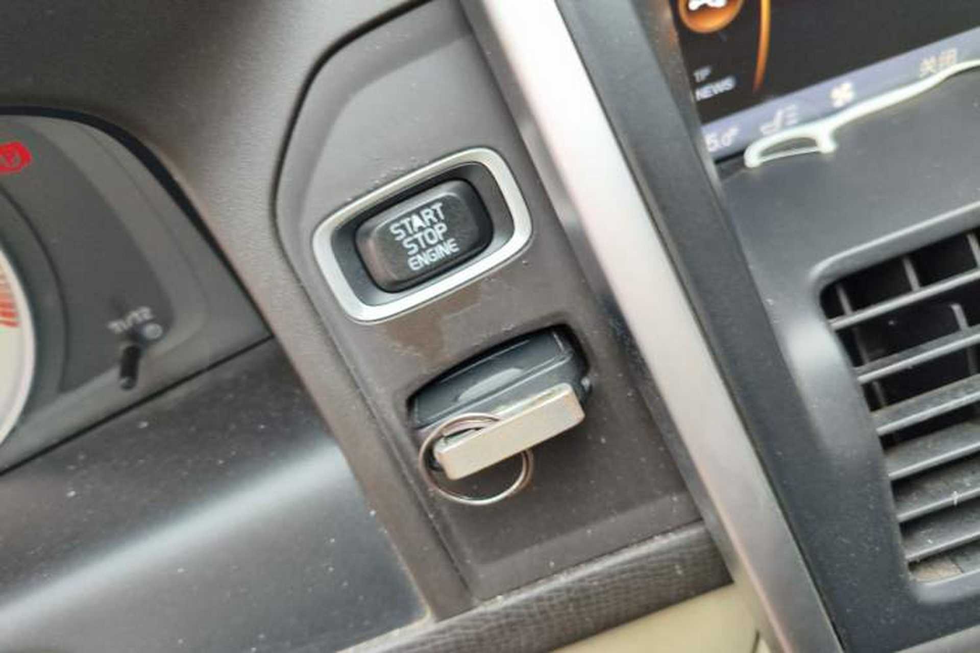 Used Volvo XC60 2011 T6 AWD Zhiya Edition Vehicle Key