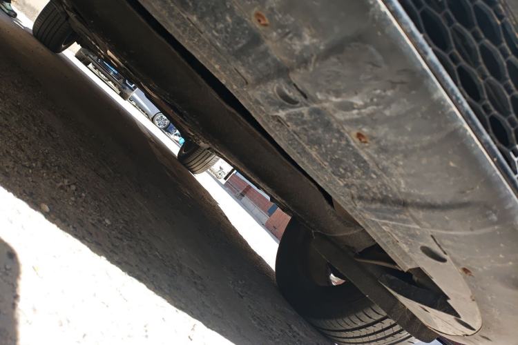Used Volvo XC60 2012 T5 Zhiya Edition Chassis Front