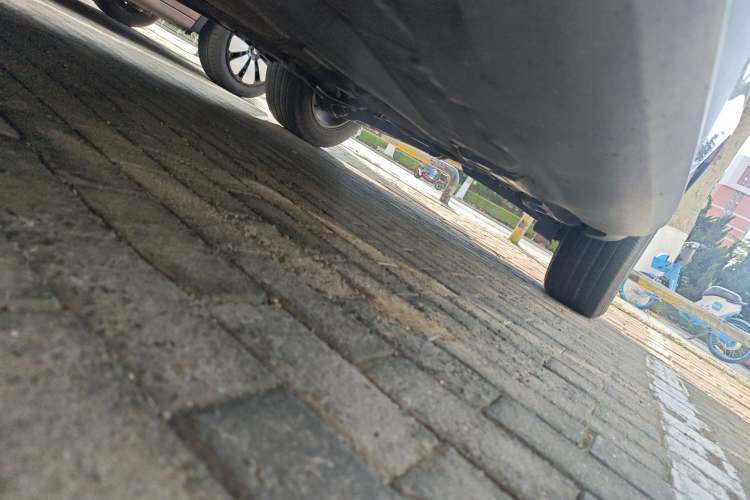 Used Volvo XC60 2012 T5 Comfort Edition Chassis Front Left
