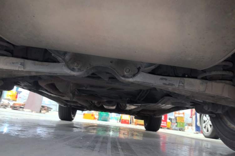 Used Volvo XC60 2012 T5 Zhiya Edition Chassis Rear