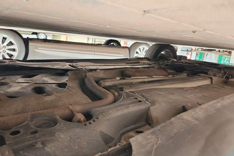 Used Volvo XC60 2012 T5 Comfort Edition Chassis Rear Left