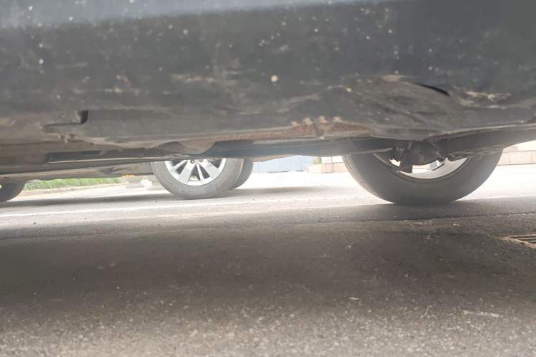 Used Volvo XC60 2012 T5 Comfort Edition Chassis Rear Left