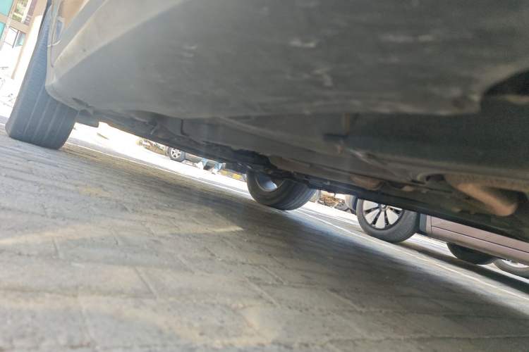 Used Volvo XC60 2012 T5 Comfort Edition Chassis Rear Left
