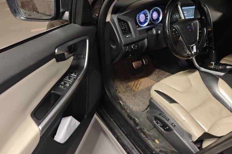 Used Volvo XC60 2012 T5 Comfort Edition Driver Seat