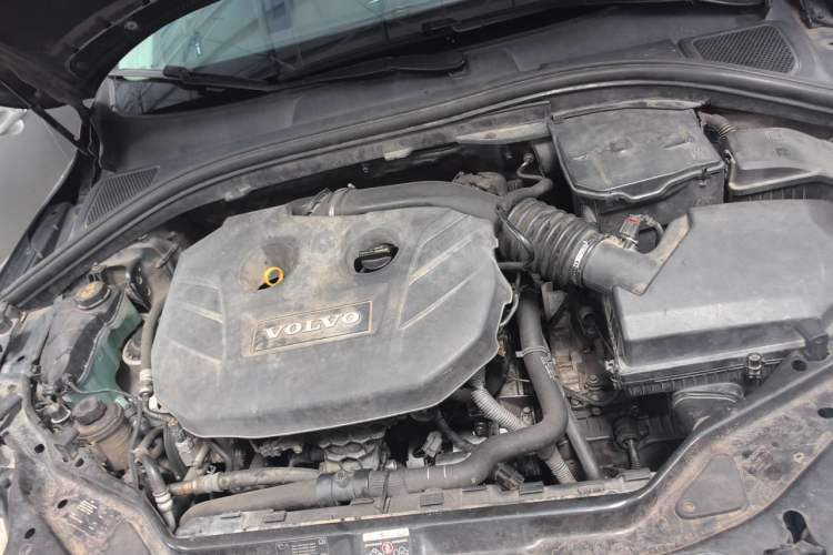Used Volvo XC60 2012 T5 Zhiya Edition Engine Bay