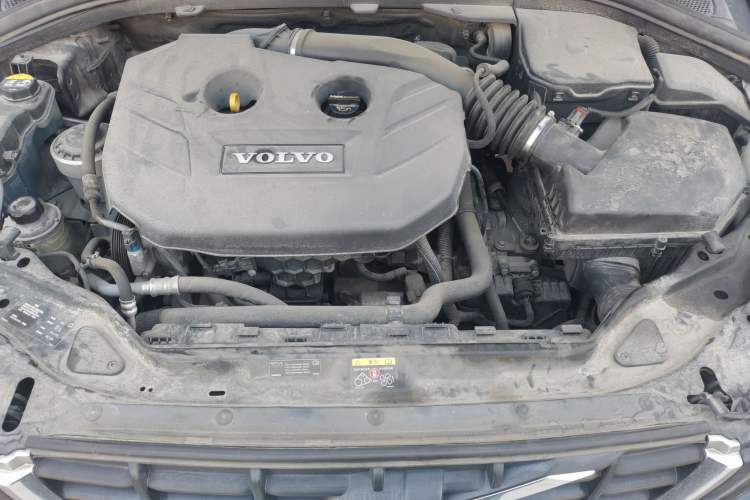 Used Volvo XC60 2012 T5 Zhiya Edition Engine Bay