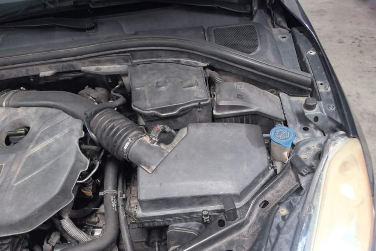 Used Volvo XC60 2012 T5 Zhiya Edition Engine Bay Left