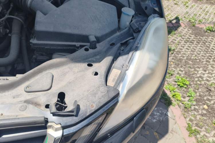 Used Volvo XC60 2012 T5 Comfort Edition Engine Bay Left