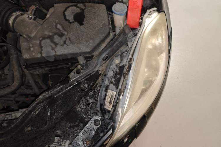 Used Volvo XC60 2012 T5 Comfort Edition Engine Bay Left