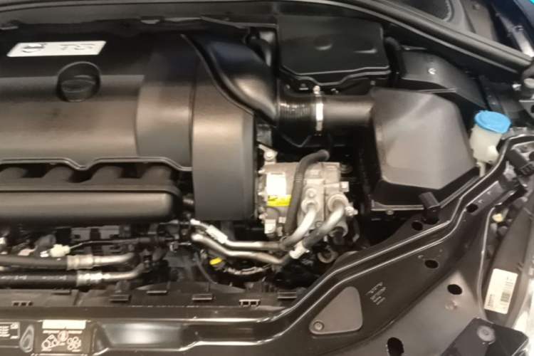 Used Volvo XC60 2012 T6 AWD Personalized Sport Edition Engine Bay Left