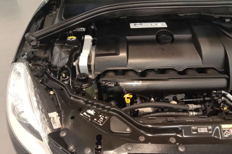 Used Volvo XC60 2012 T6 AWD Personalized Sport Edition Engine Bay Right