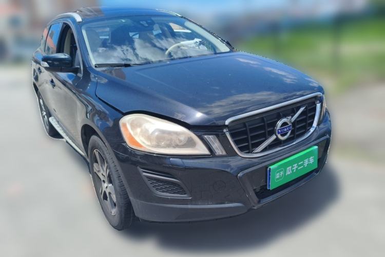 Used Volvo XC60 2012 T5 Comfort Edition Front Right 45 Deg