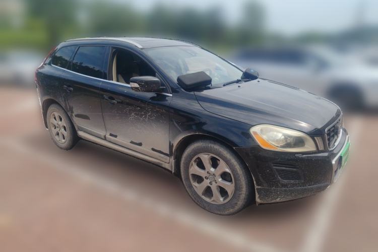 Used Volvo XC60 2012 T5 Comfort Edition Front Right 45 Deg