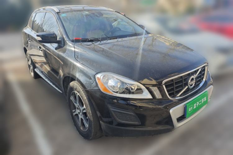Used Volvo XC60 2012 T5 Comfort Edition Front Right 45 Deg
