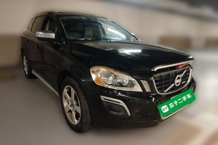 Used Volvo XC60 2012 T5 Comfort Edition Front Right 45 Deg
