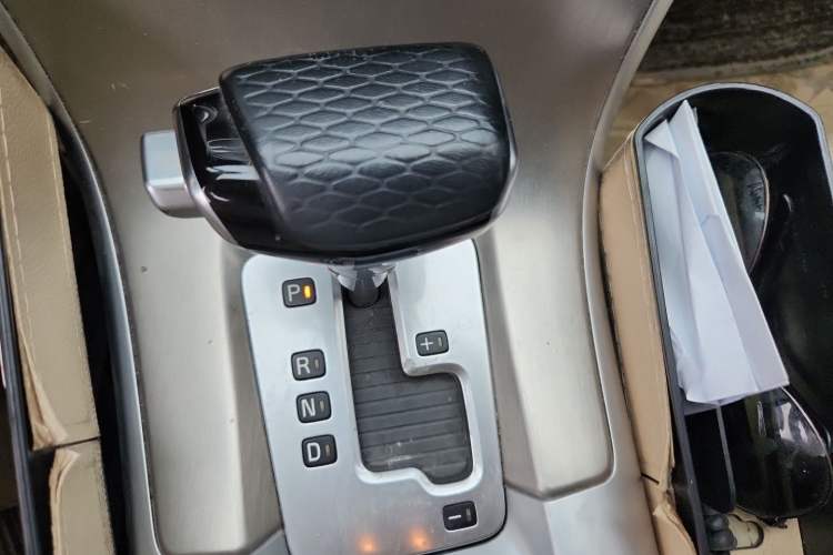 Used Volvo XC60 2012 T5 Comfort Edition Gear Lever