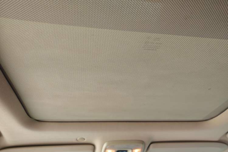 Used Volvo XC60 2012 T5 Comfort Edition Headliner