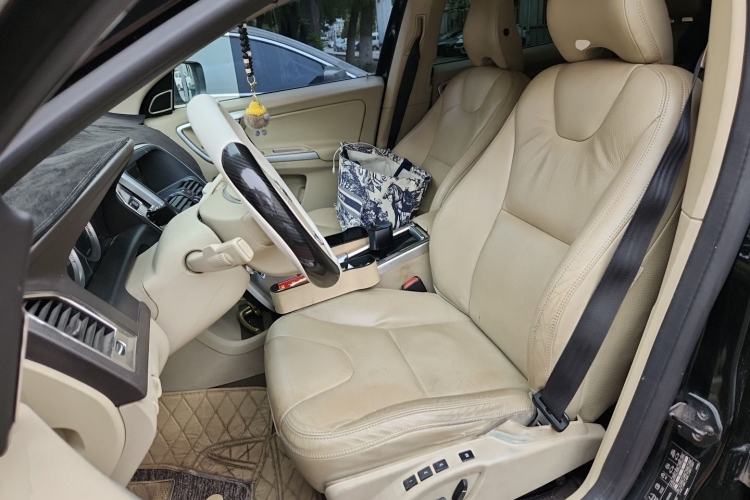 Used Volvo XC60 2012 T5 Comfort Edition Left Front Seat