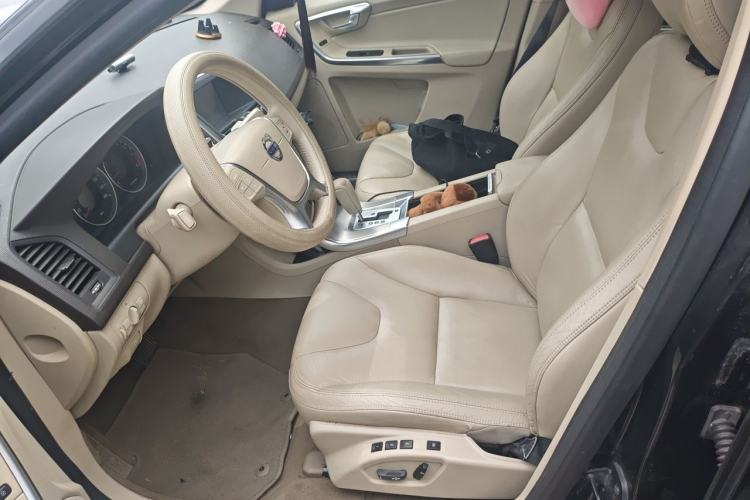 Used Volvo XC60 2012 T5 Comfort Edition Left Front Seat