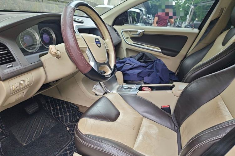 Used Volvo XC60 2012 T5 Zhiya Edition Left Front Seat