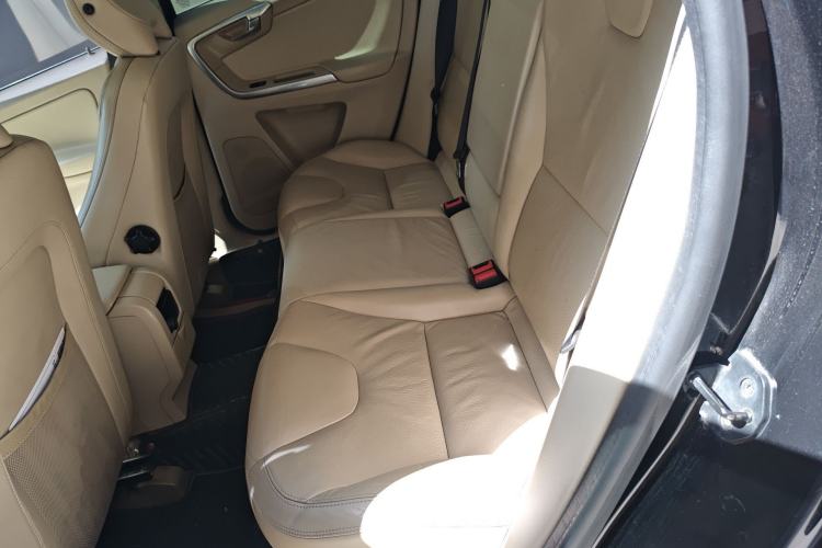 Used Volvo XC60 2012 T5 Zhiya Edition Left Rear Seat