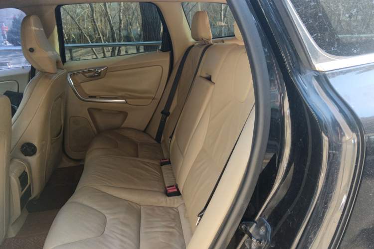 Used Volvo XC60 2012 T5 Prestige Edition Left Rear Seat