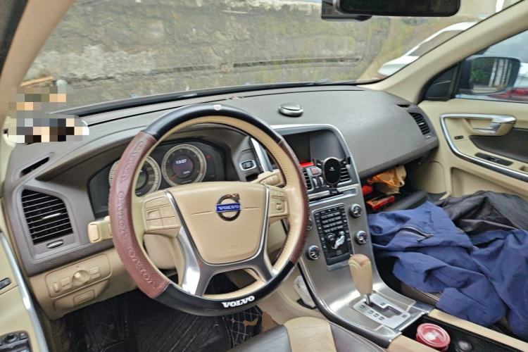 Used Volvo XC60 2012 T5 Zhiya Edition Steering Wheel
