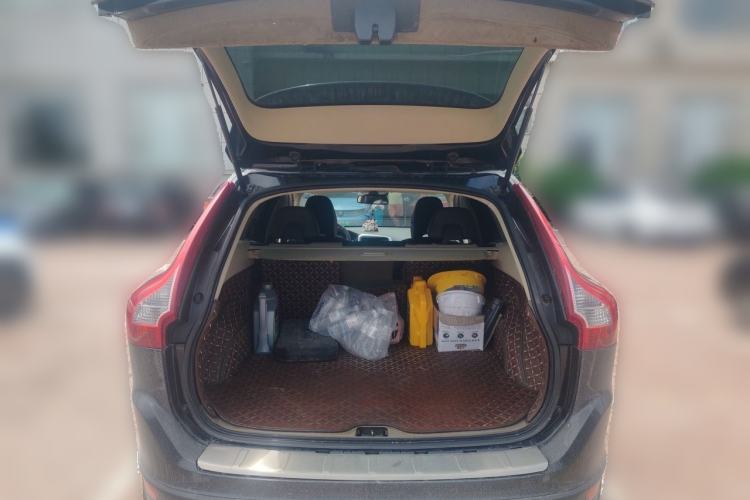 Used Volvo XC60 2012 T5 Comfort Edition Trunk