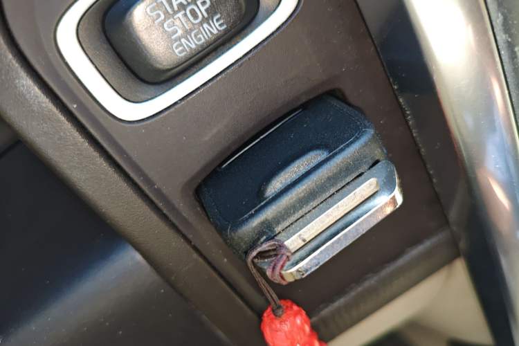 Used Volvo XC60 2012 T5 Zhiya Edition Vehicle Key