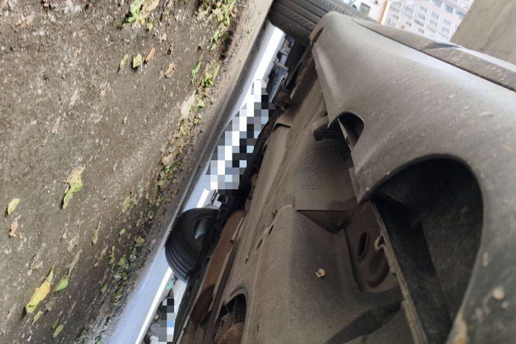 Used Volvo XC60 2012 T5 Comfort Edition Chassis Rear Left
