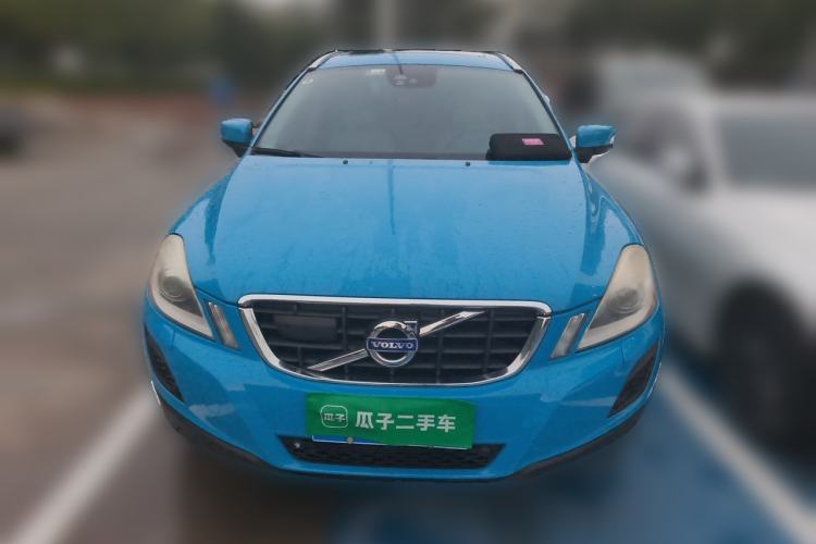 Used Volvo XC60  Front