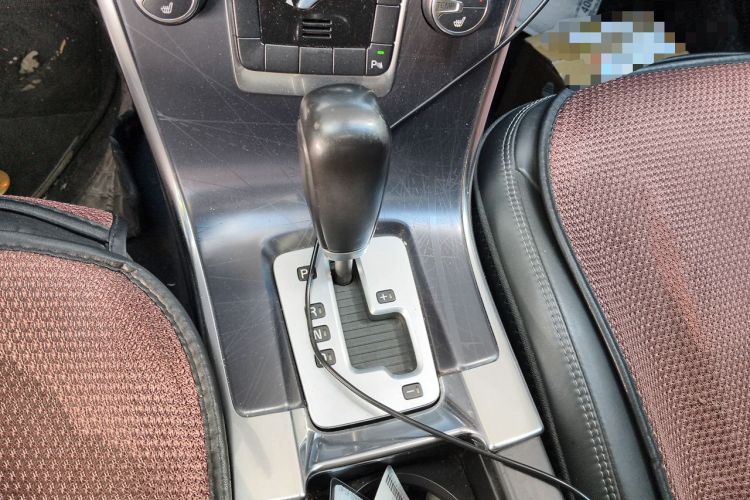 Used Volvo XC60 2012 T5 Comfort Edition Gear Lever