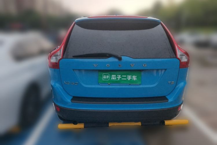Used Volvo XC60  Rear
